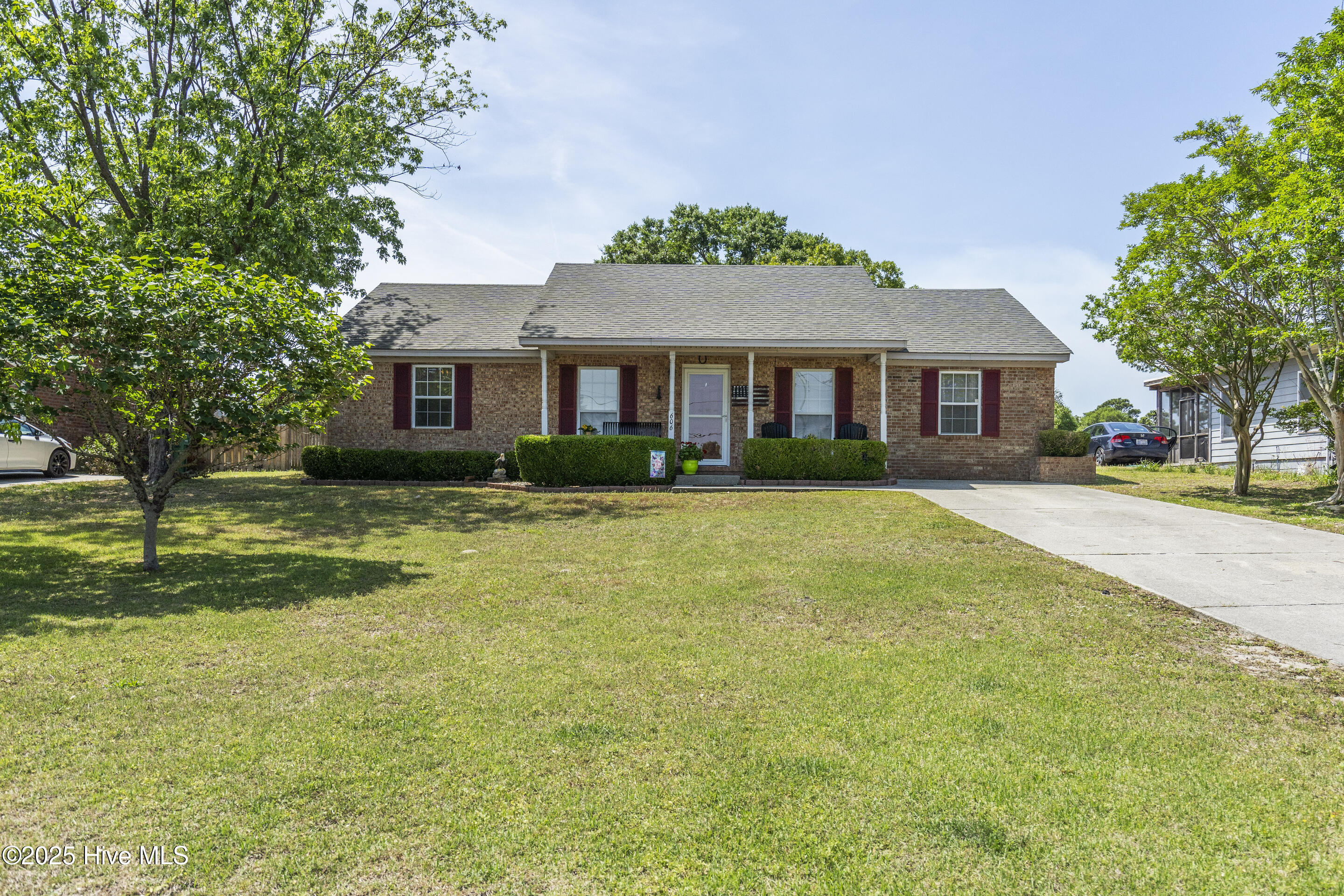 Property Photo: 606 Manassas Drive NC 28409