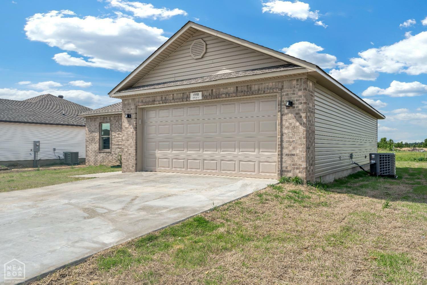 Property Photo: 1998 Pintail Cove AR 72437