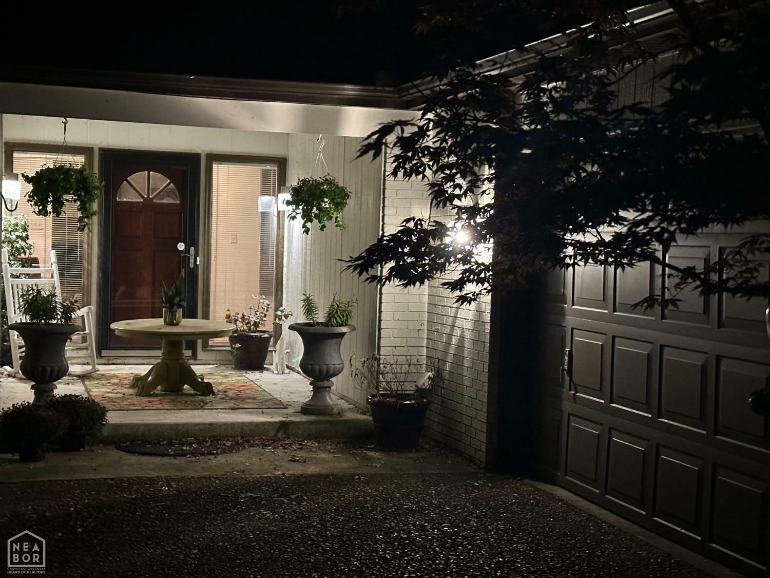 Property Photo: 3004 Greenbriar Drive AR 72401