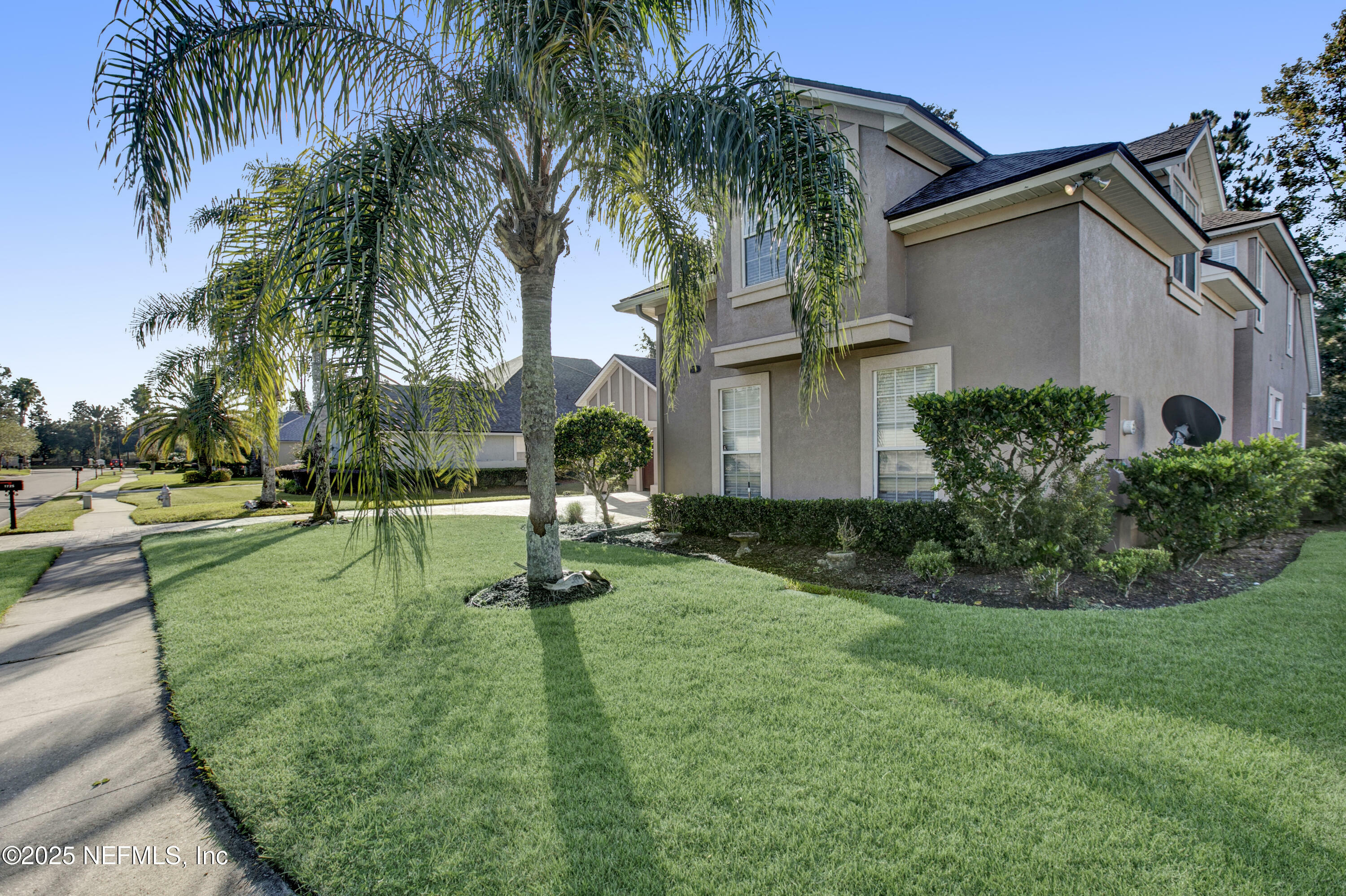 Property Photo: 1725 River Hills Drive FL 32003