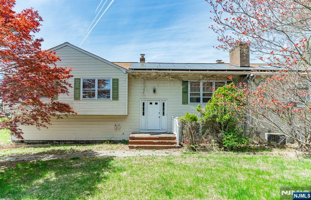 1 Mountain View Court  Clinton Twp NJ 08833 photo