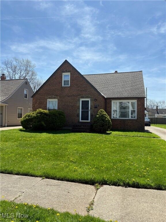Property Photo:  4218 Eastway Road  OH 44121 