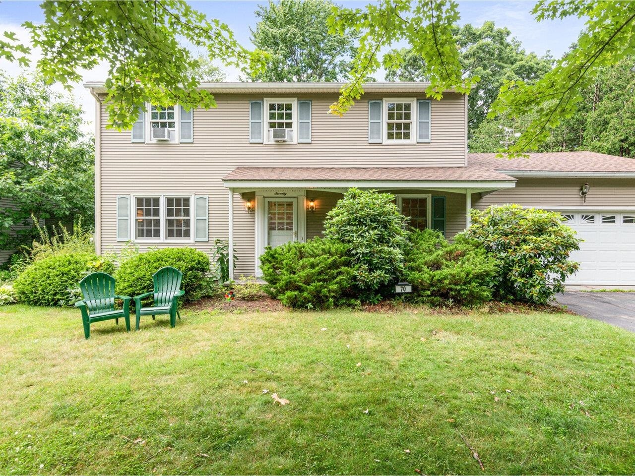 Property Photo: 70 Roseade Parkway VT 05408