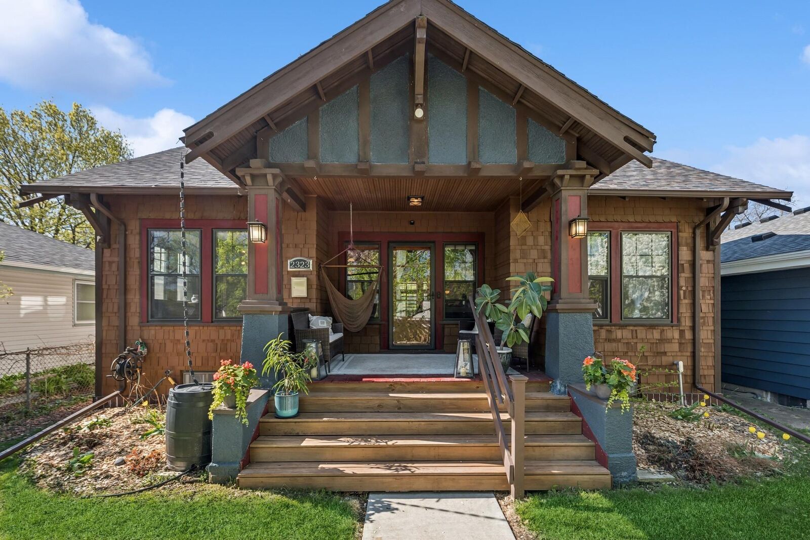 Property Photo:  2323 Laurel Avenue  MN 55405 