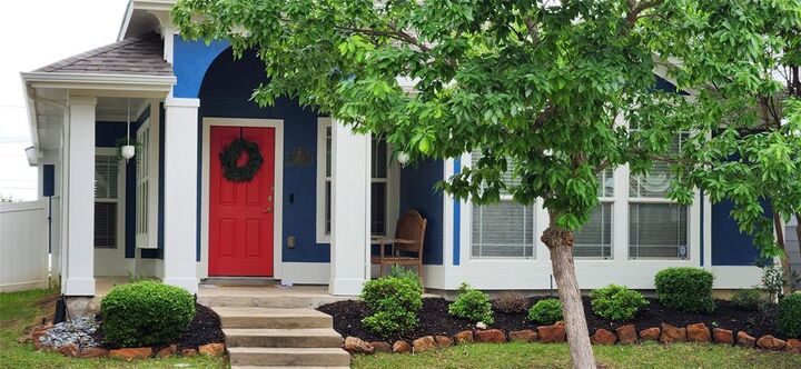 Property Photo:  1213 Charleston Lane  TX 76227 