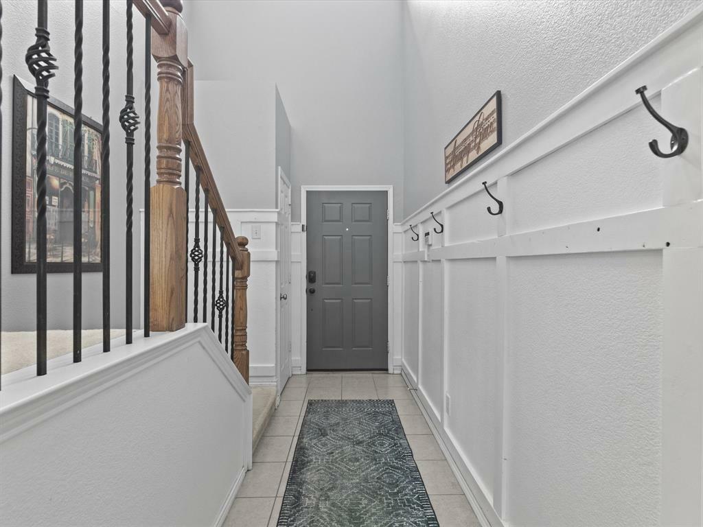 Property Photo: 1646 Country Hls TX 75165