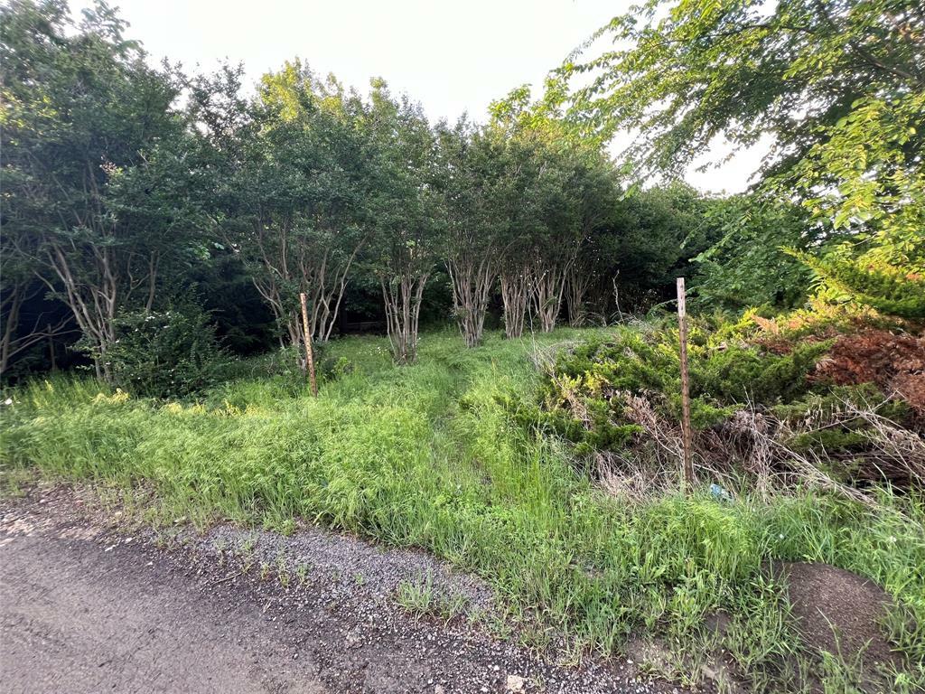 Property Photo: 9917 E Highway 67 TX 76009