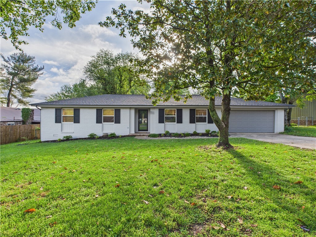 30 Mimosa Drive  Harrison AR 72601 photo