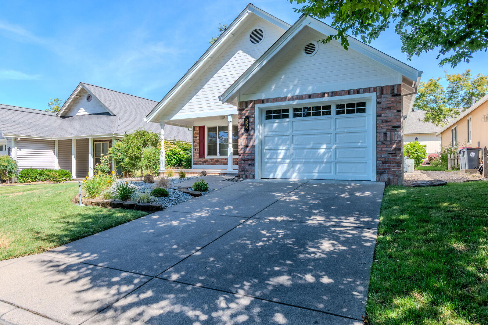 Property Photo: 3535 South Village Drive OR 97504