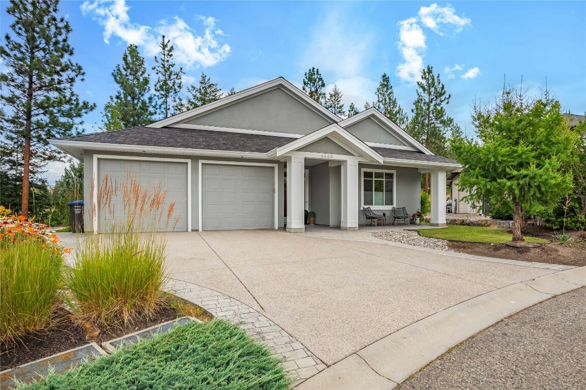 4534 Gallaghers Edgewood Court  Kelowna BC V1W 5B6 photo