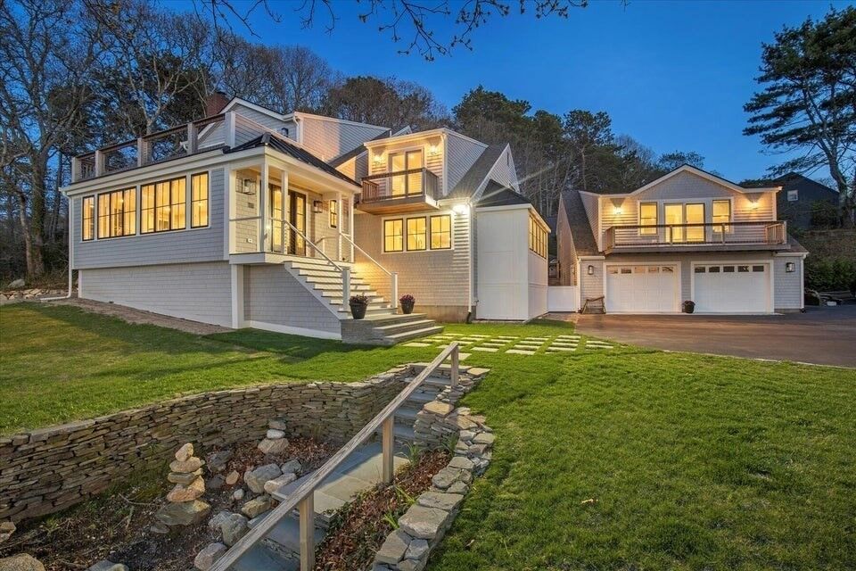 Property Photo:  118 Driftwood Ln  MA 02675 