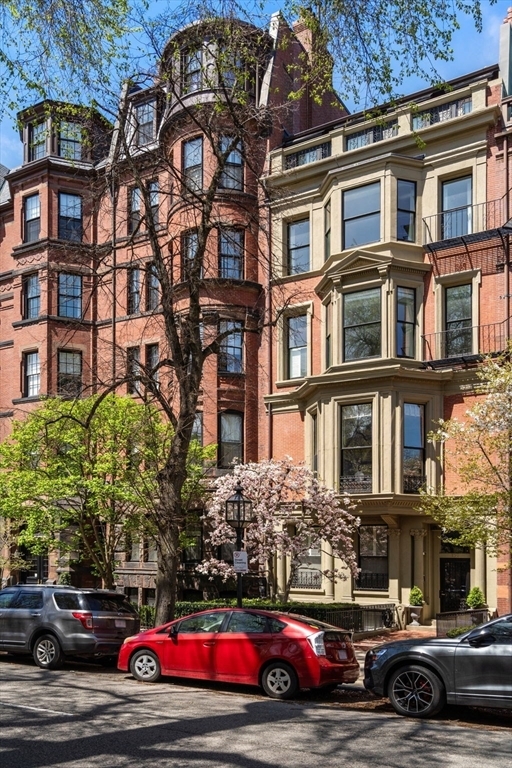 Property Photo: 183 Commonwealth Avenue 3A/3B MA 02116