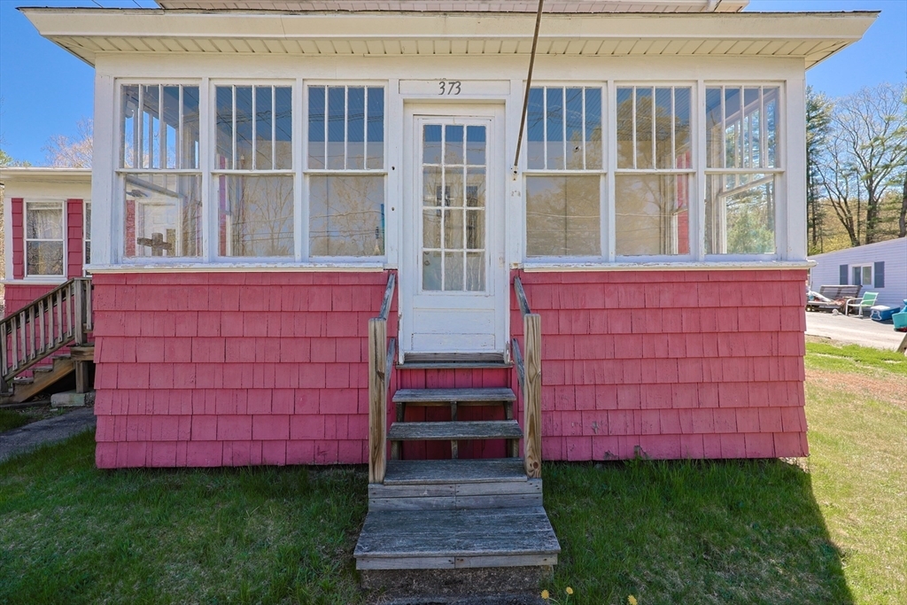 Property Photo: 373 Mendon St MA 01569