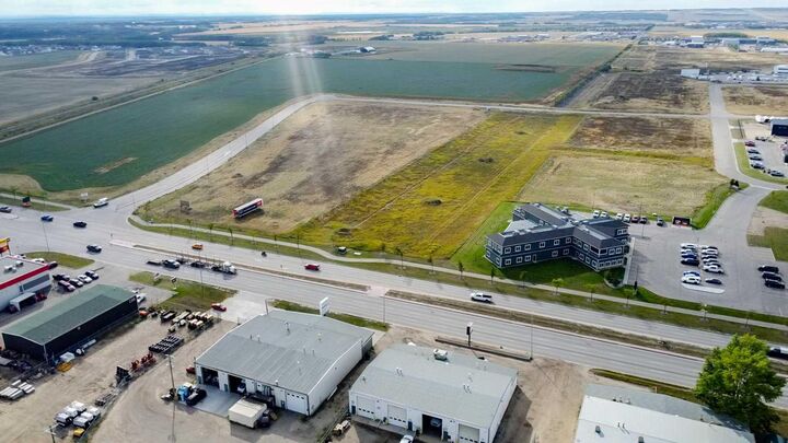 Property Photo: Lot 9 Railway Avenue AB T8W 0C7