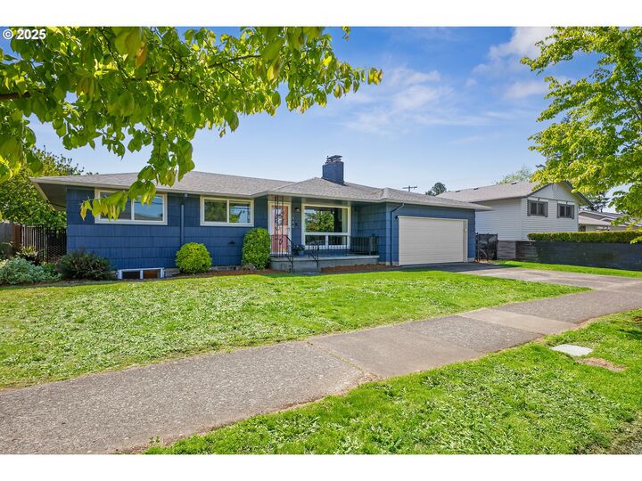 10844 SE Market St  Portland OR 97216 photo