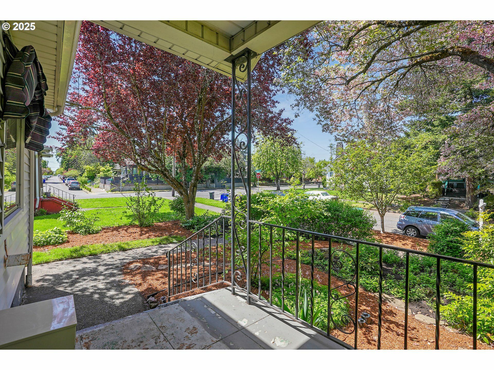 Property Photo: 5516 NE 28th Ave OR 97211