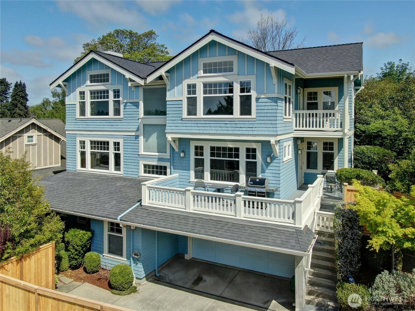 Property Photo: 7854 Stroud Avenue N WA 98103