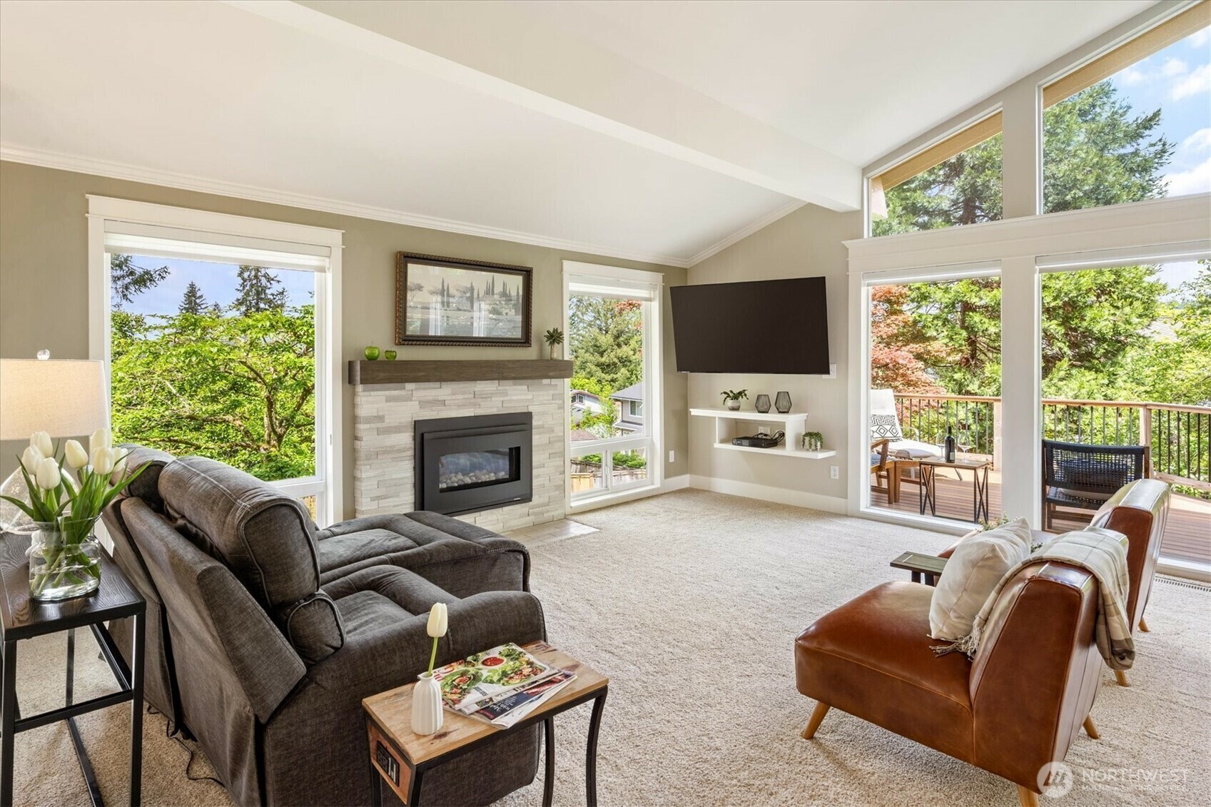 Property Photo: 3030 180th Avenue NE WA 98052