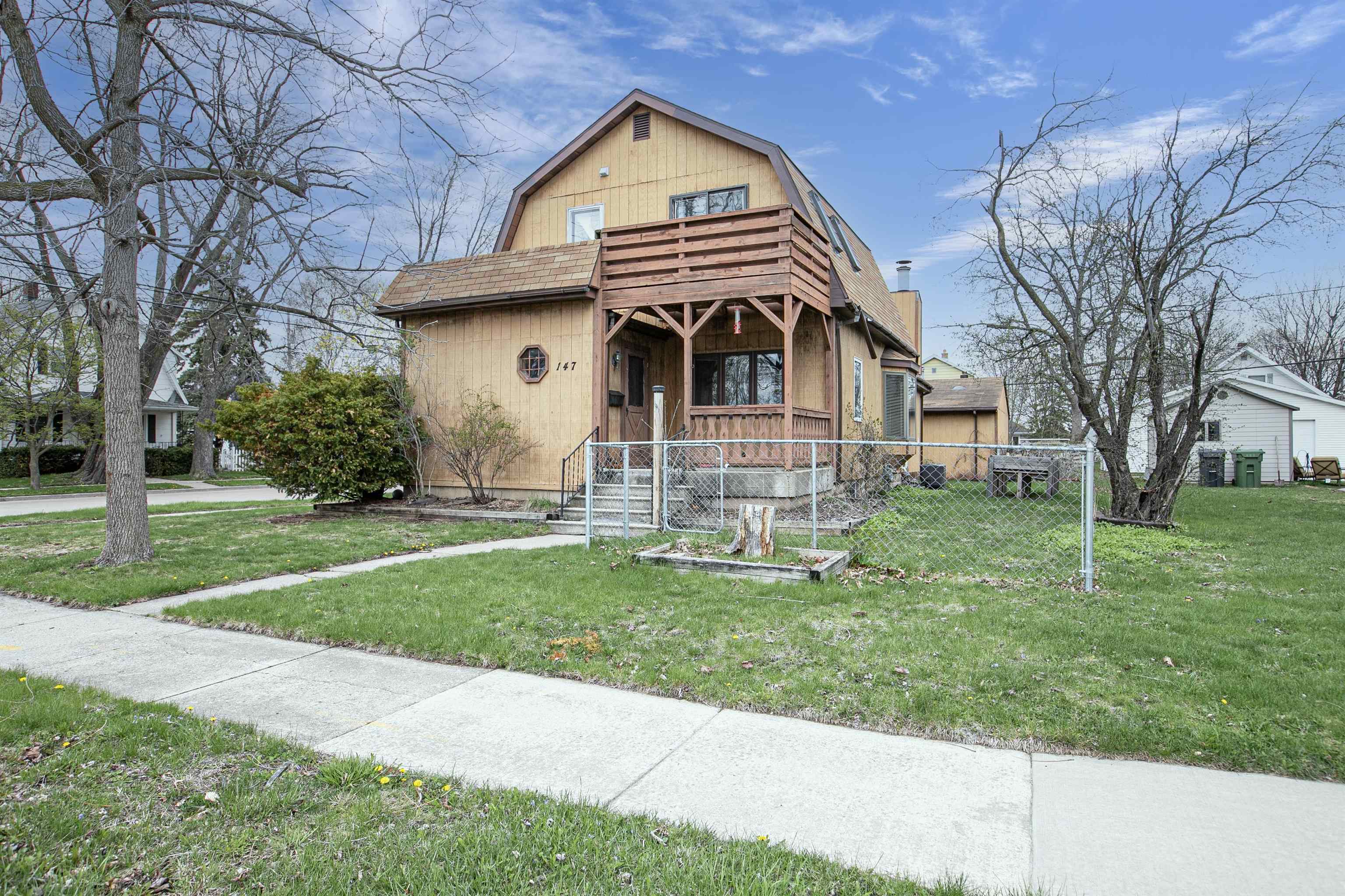 Property Photo: 147 N James Street WI 54136