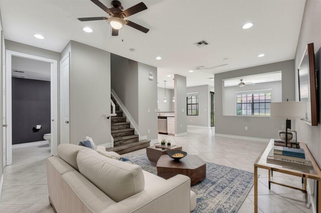 Property Photo: 10850 NW 74th Drive FL 33076