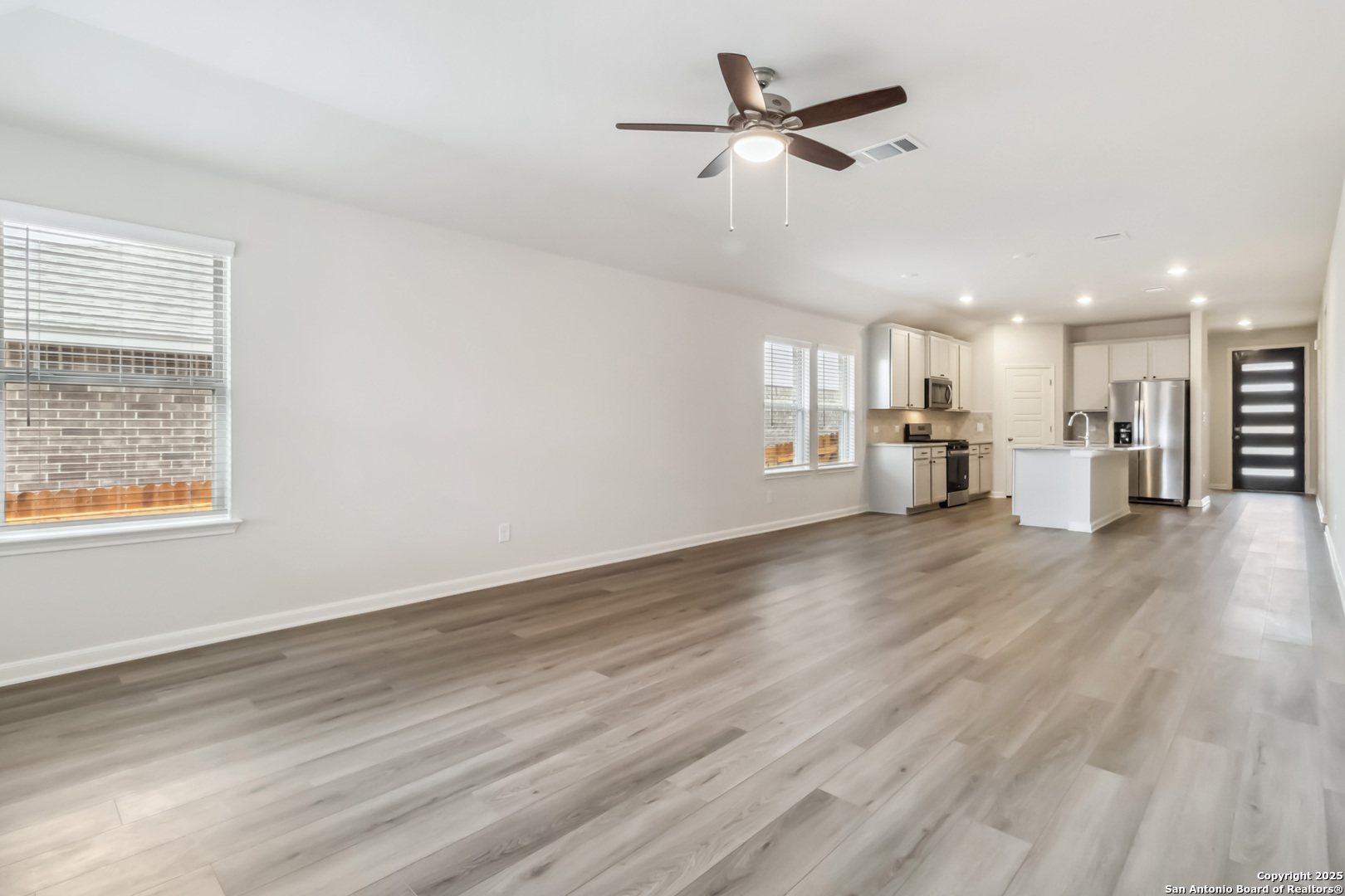 Property Photo: 12816 Lantern Tree TX 78245
