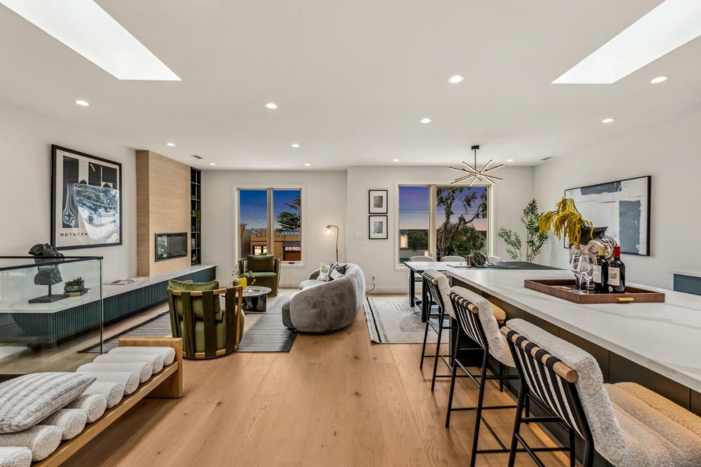 Property Photo: 2250 44th Avenue CA 94116