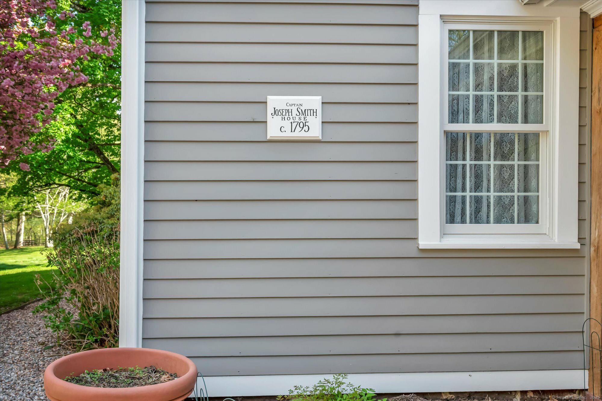 Property Photo: 122 Nooks Hill Road CT 06416
