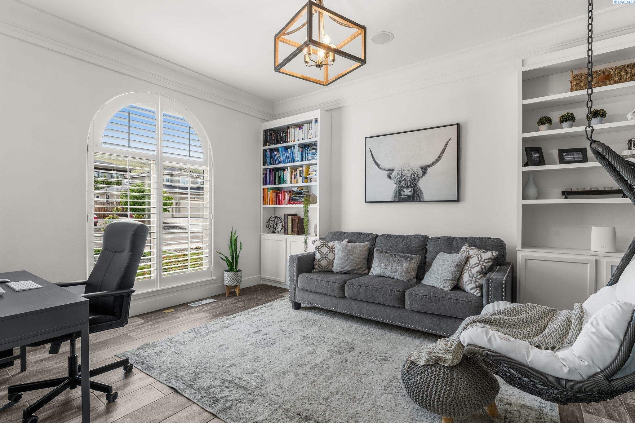 Property Photo: 1614 W 51st Avenue WA 99337
