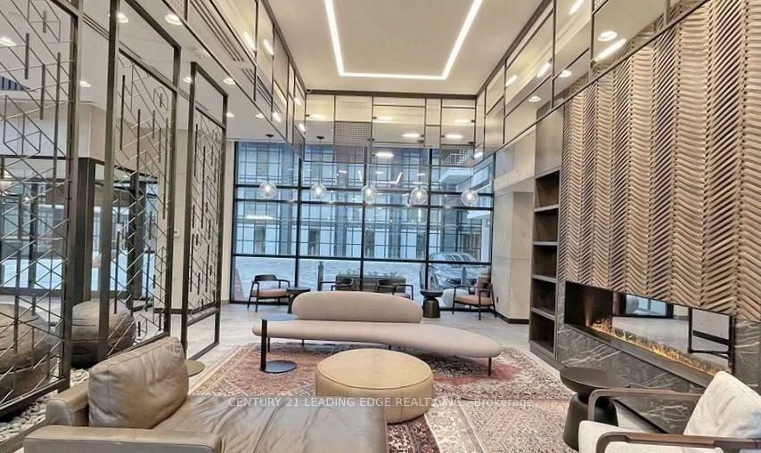 Property Photo: 251 Manitoba Street 707 ON M8Y 0C7