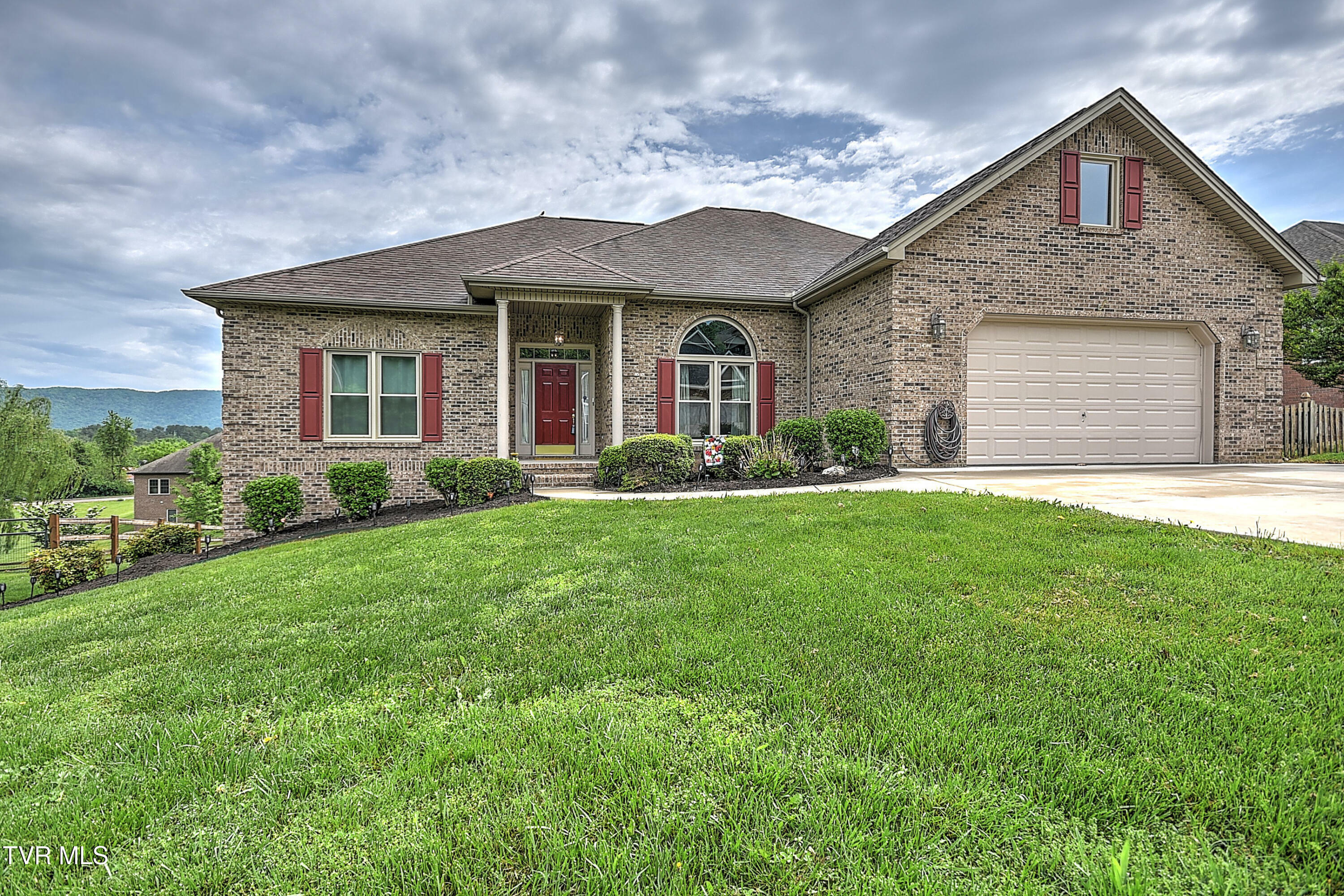 1009 Allandale Circle  Kingsport TN 37660 photo