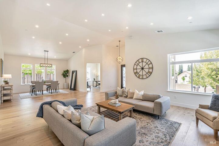 Property Photo: 2022 Stony Oak Court CA 95403