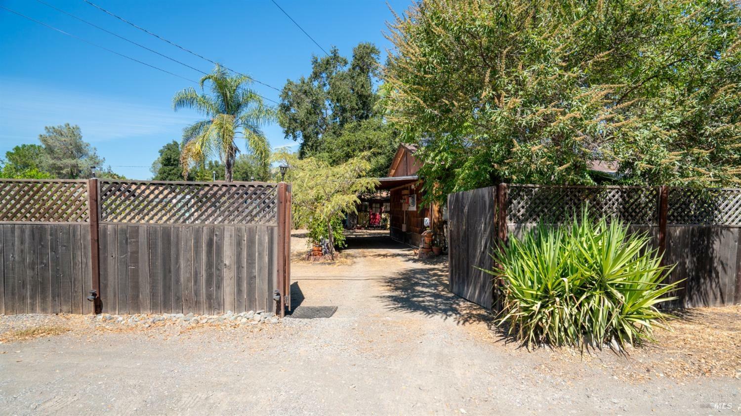 Property Photo: 306 Else Way CA 95425