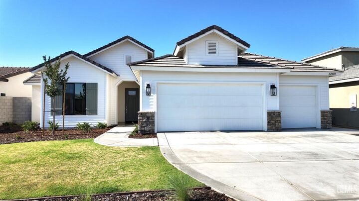 12801 Kinnick  Bakersfield CA 93311 photo