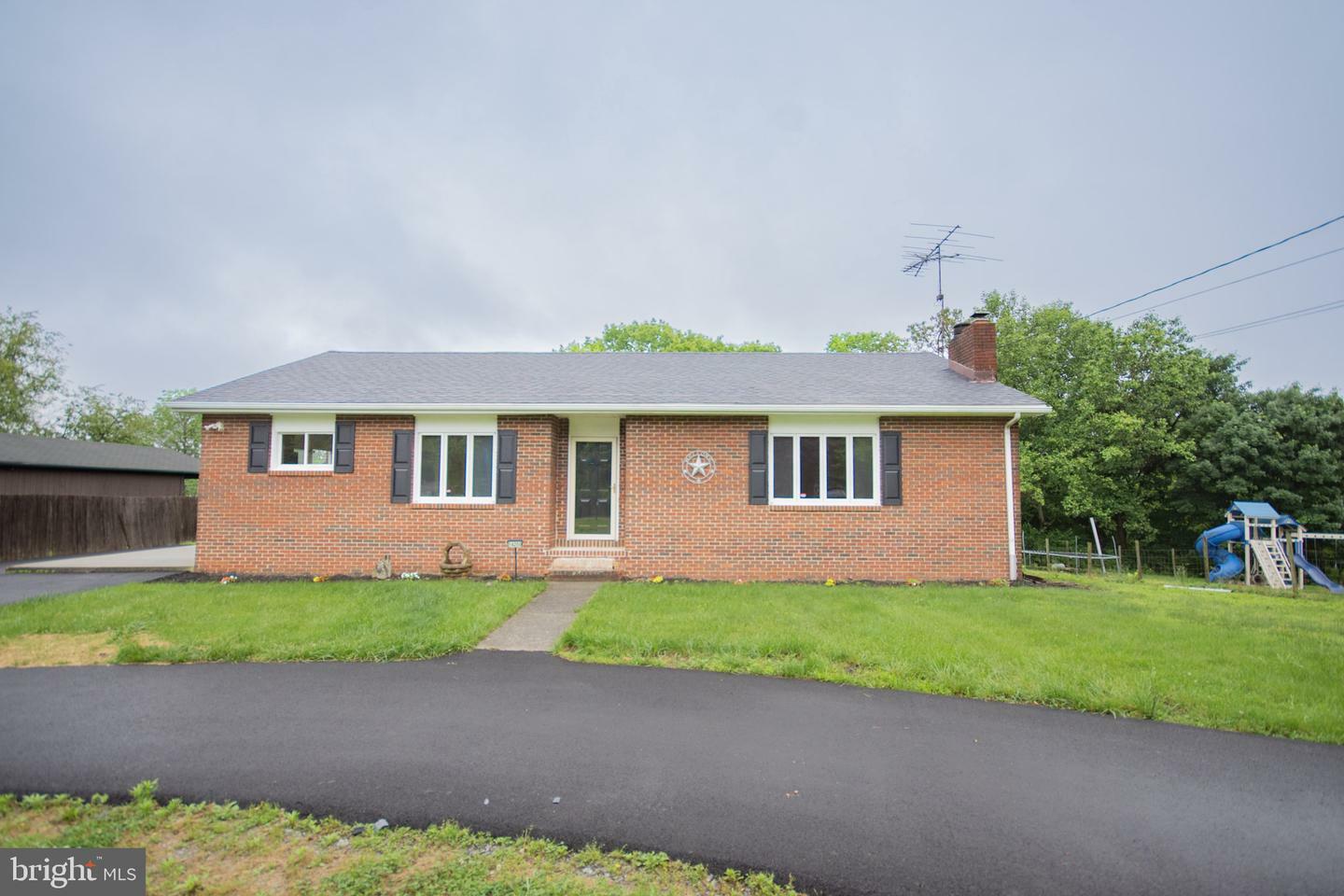 Property Photo: 14250 Back Creek Valley Road WV 25427
