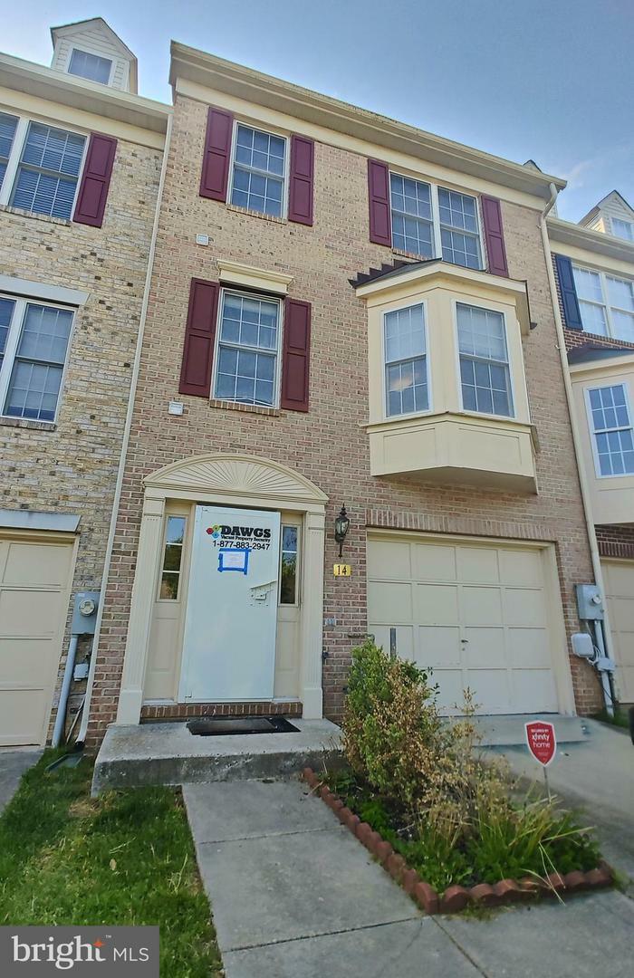 Property Photo: 14 Winterberry Court MD 21030