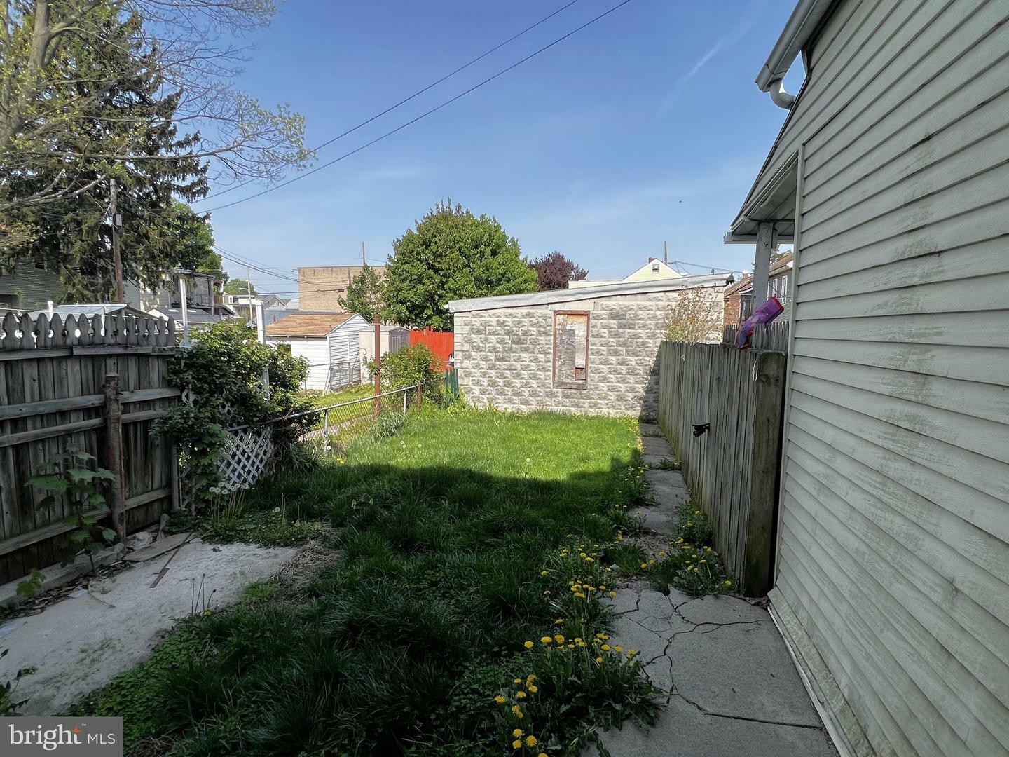Property Photo: 320 N 11th Street 1/2 PA 17046