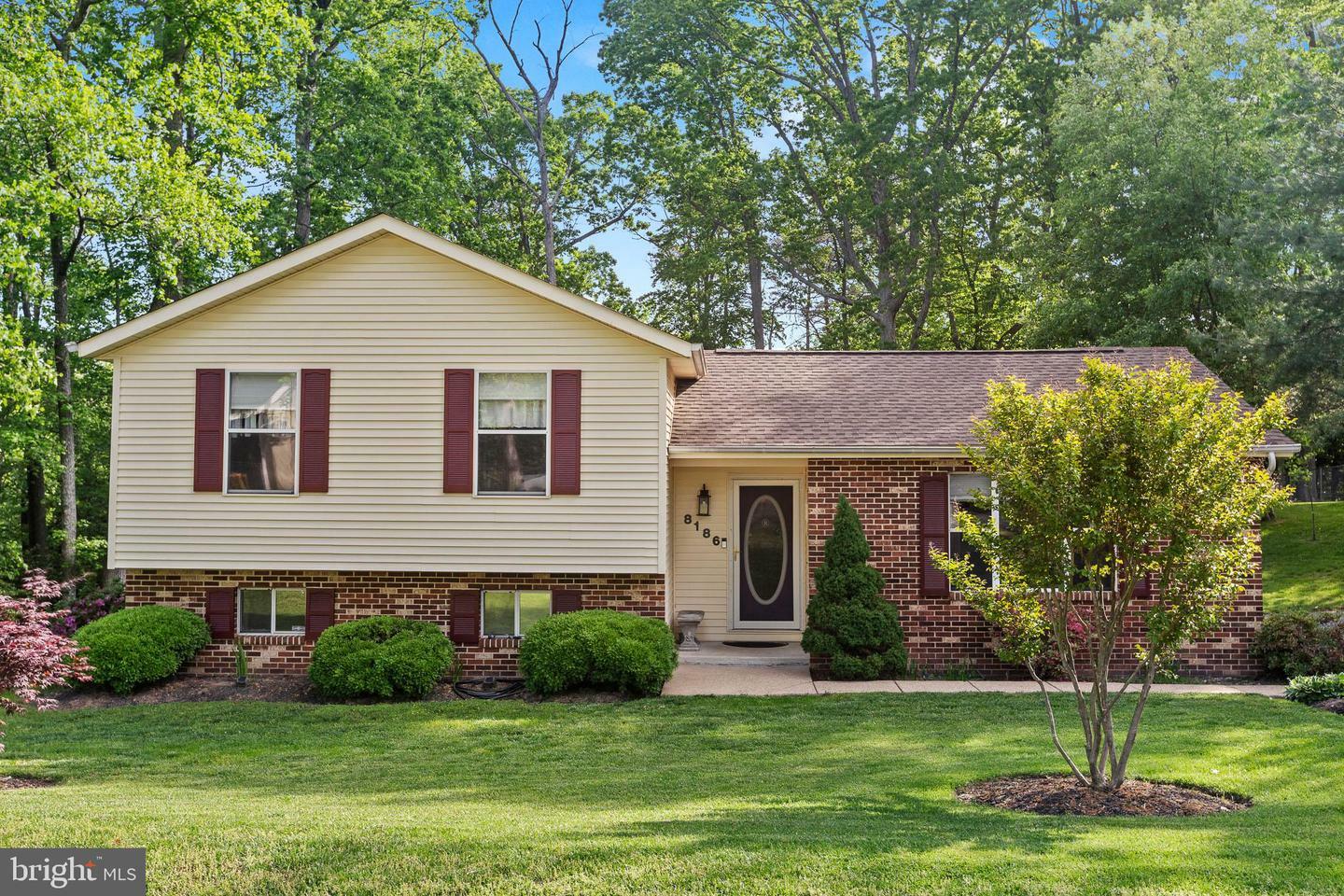 Property Photo: 8186 Ebbtide Lane MD 20657