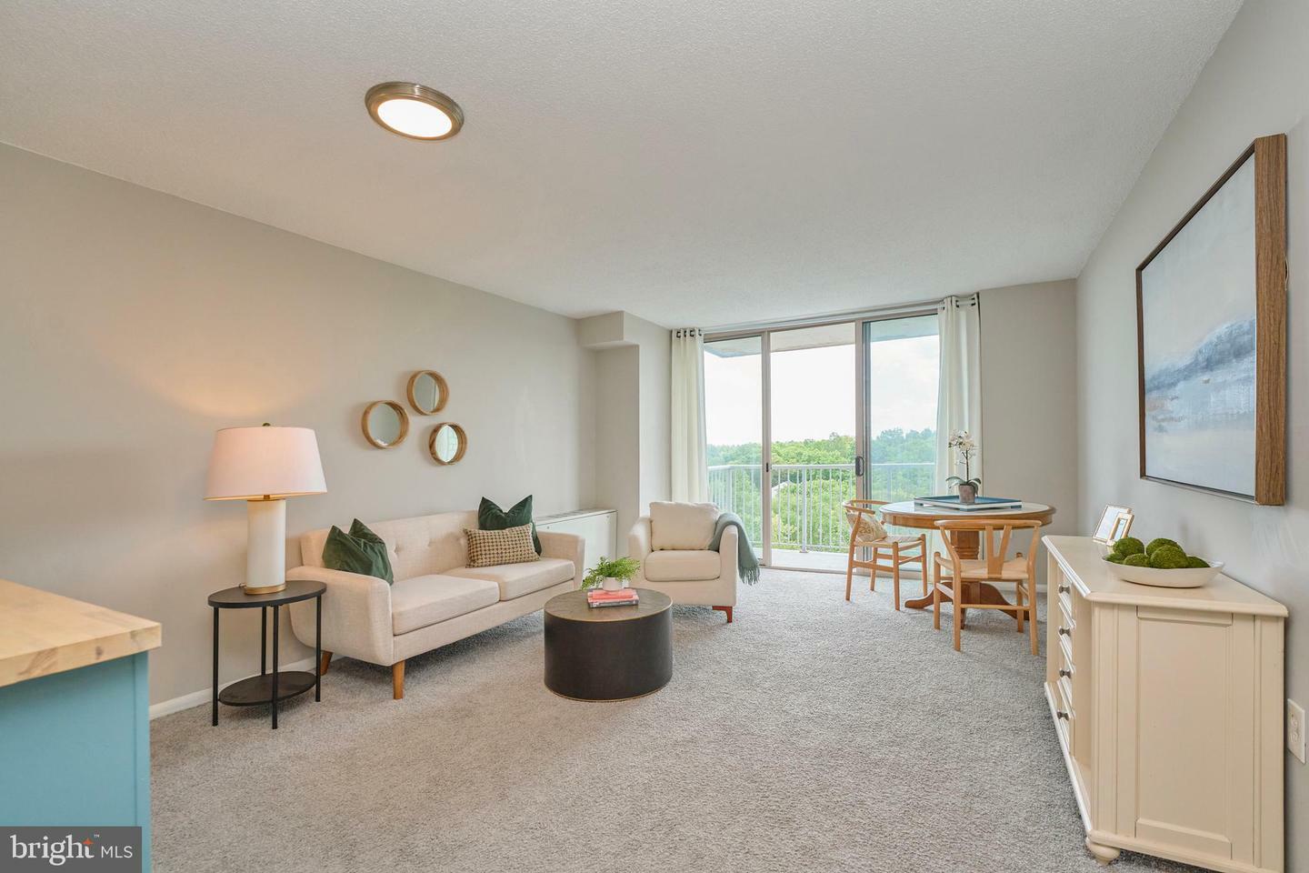Property Photo: 2500 N Van Dorn Street 1110 VA 22302