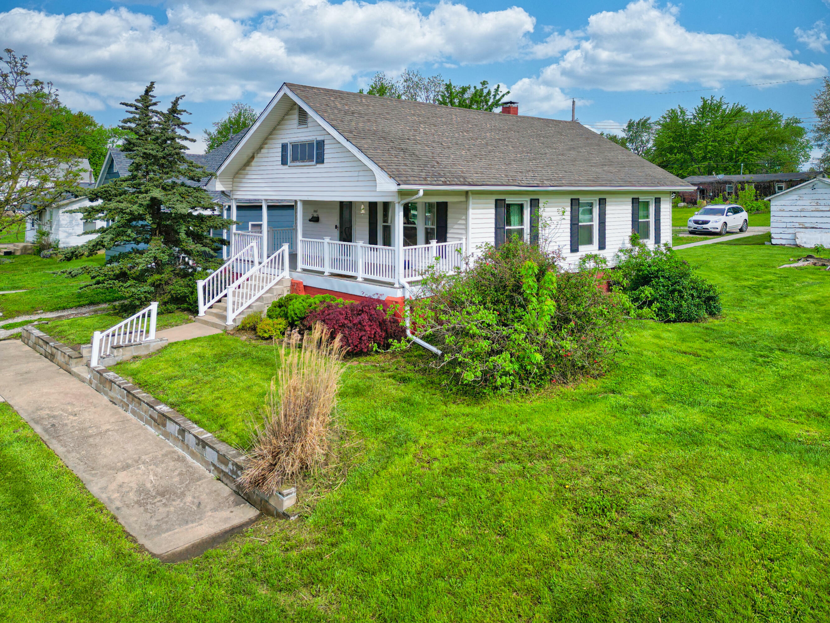 1007 Myra St  Moberly MO 65270 photo