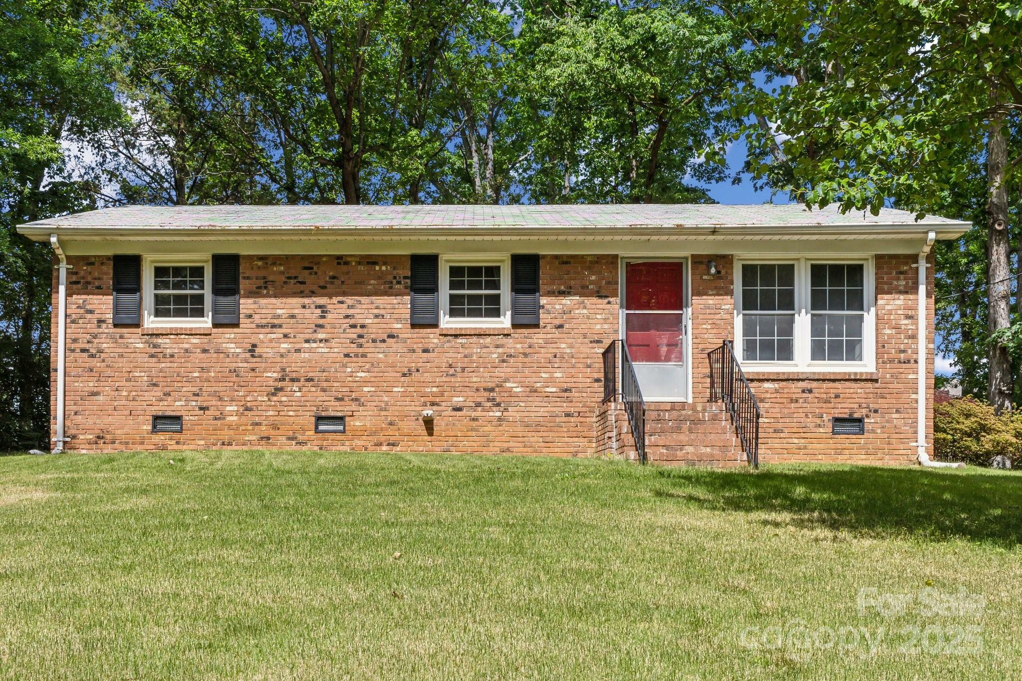 Property Photo: 1975 Peace Road SC 29715