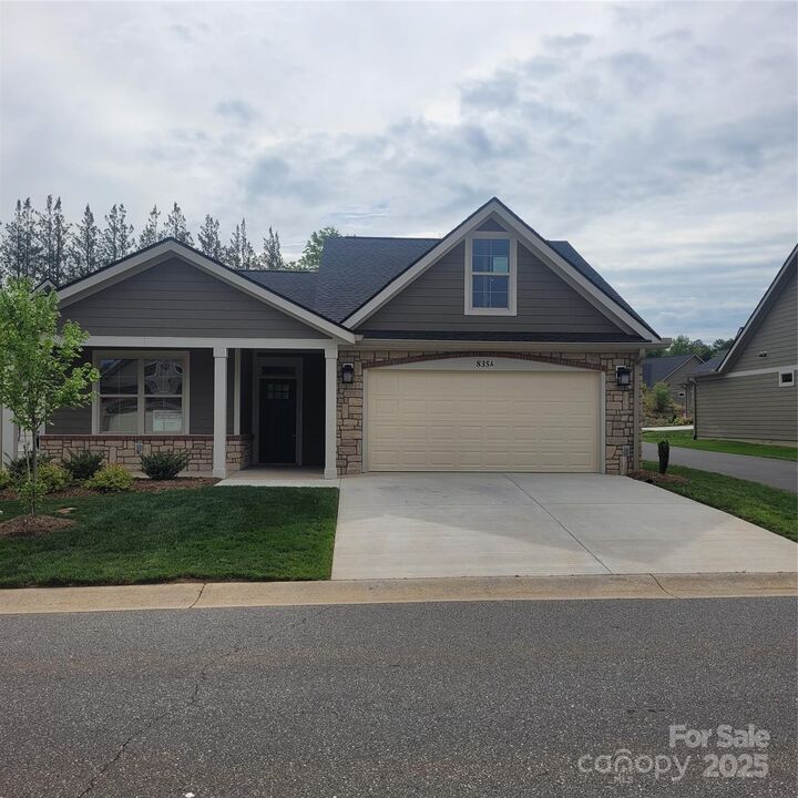 835 A Wynnshire Drive 53  Hickory NC 28601 photo