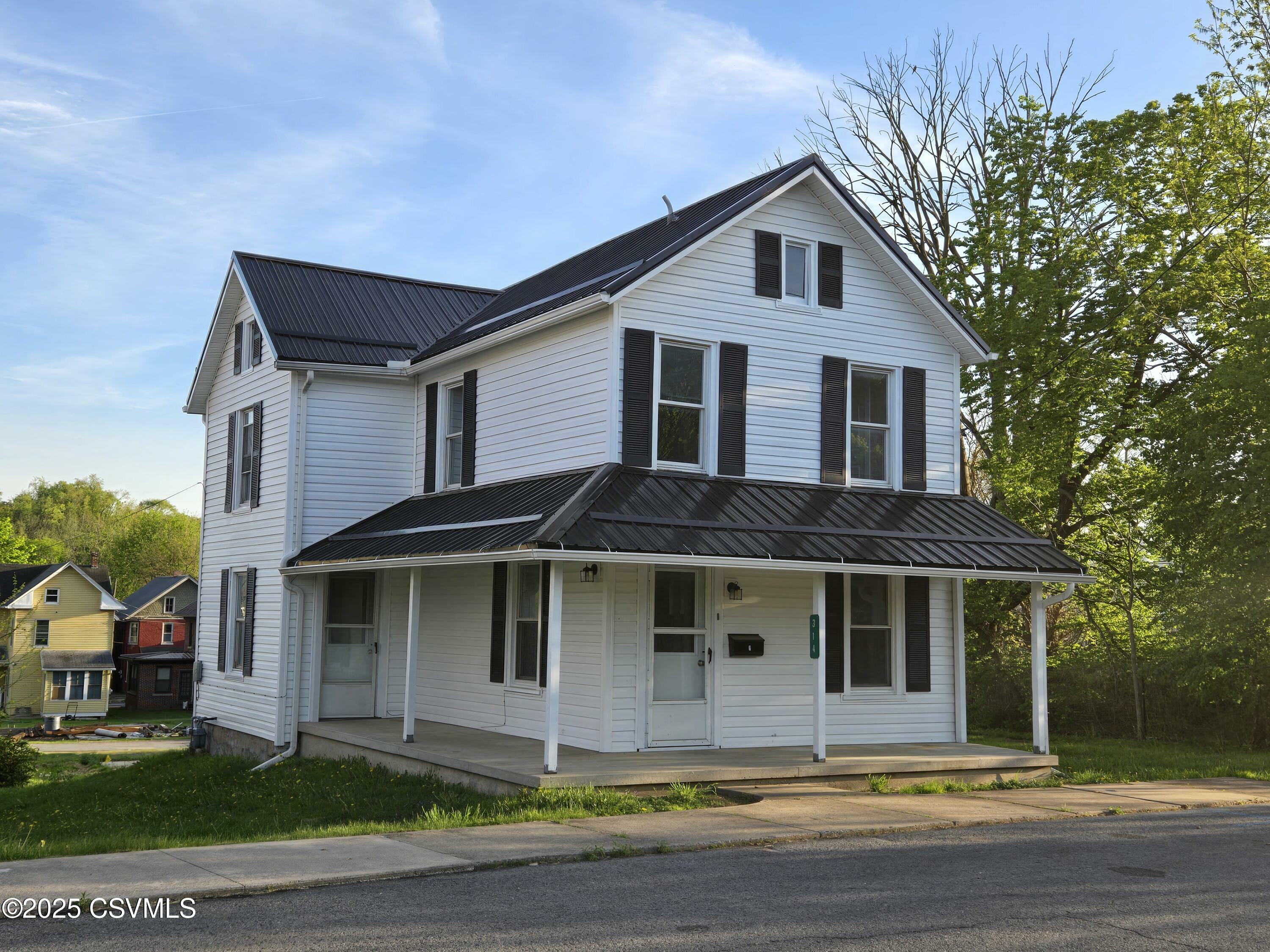 Property Photo: 314 High Street PA 17886