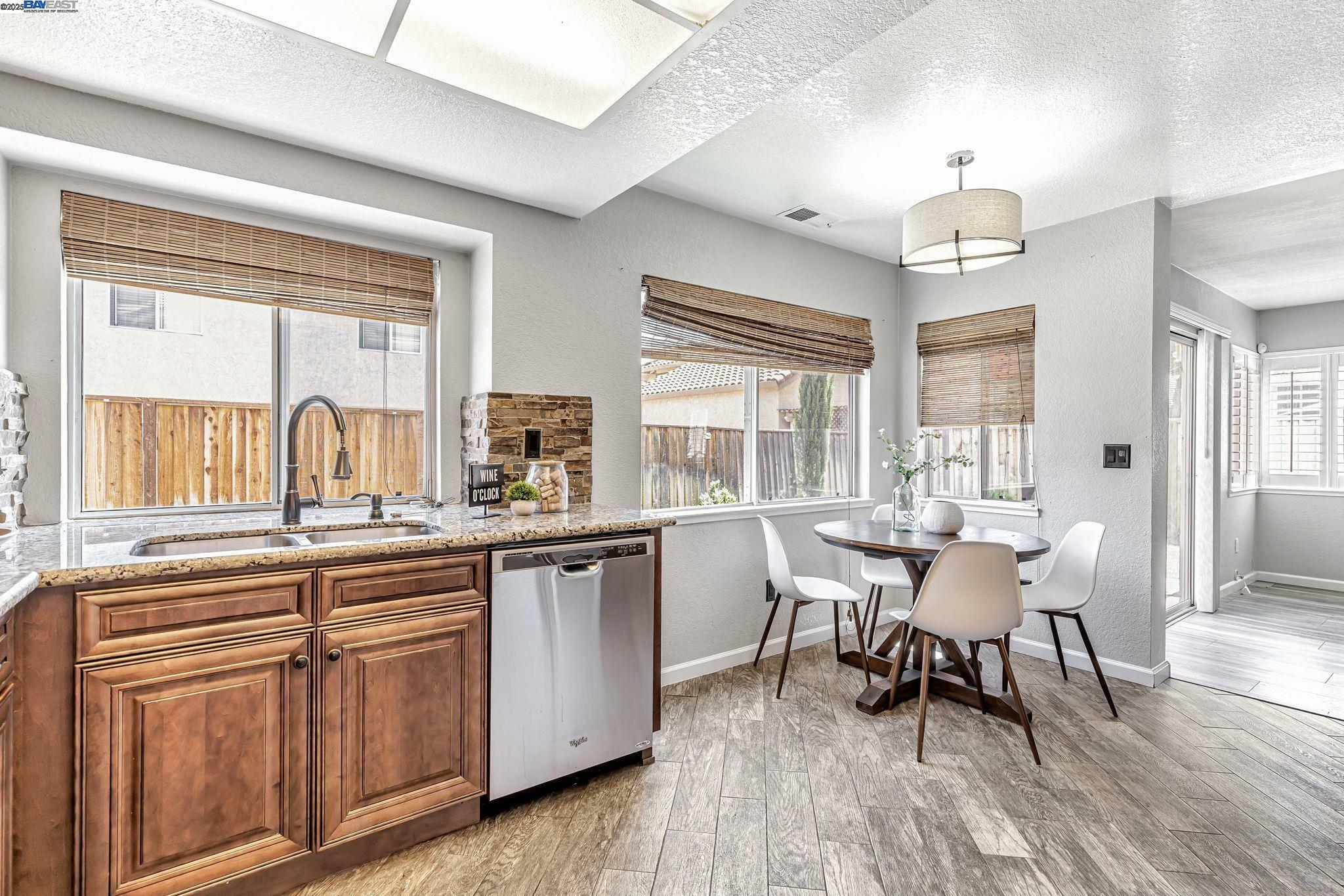 Property Photo: 2610 Meadow Brook Ln CA 95376