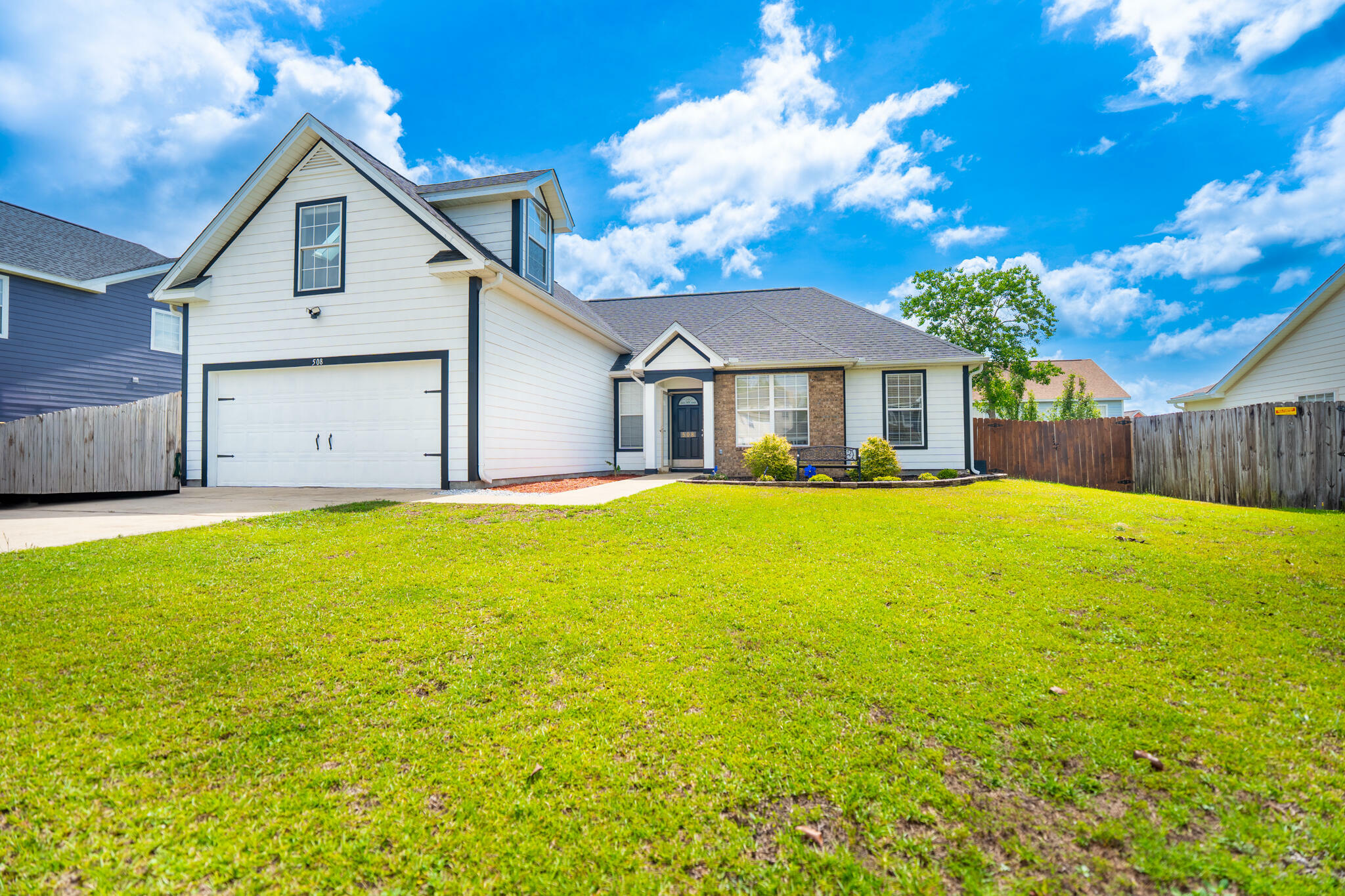 Property Photo: 508 Boulder Street FL 32536