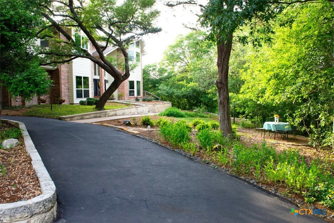 Property Photo: 901 Hartrick Canyon Drive TX 76502