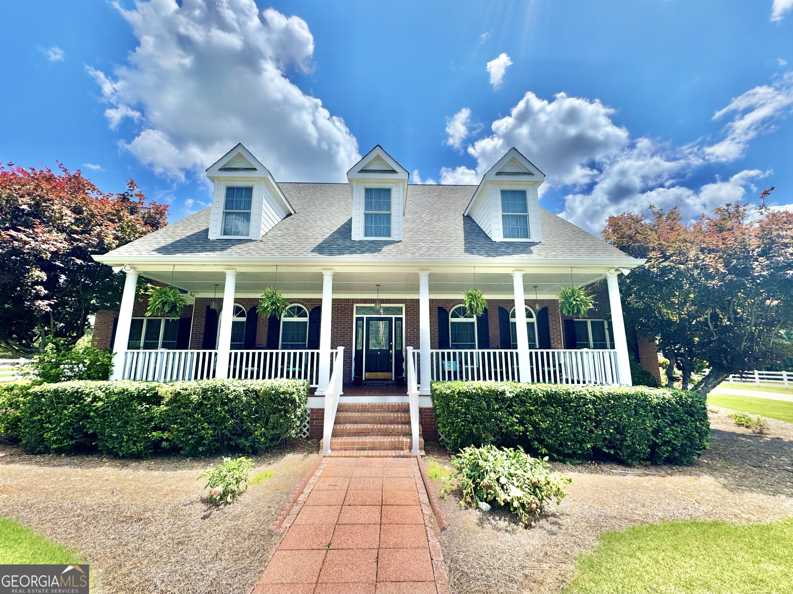 Property Photo: 382 Knox Chapel Road GA 30025