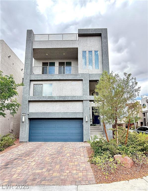 Property Photo: 7984 Mountain Lilac Street NV 89113