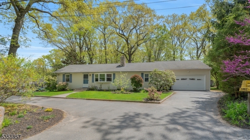 Property Photo: 165 Fox Hill Rd NJ 07834