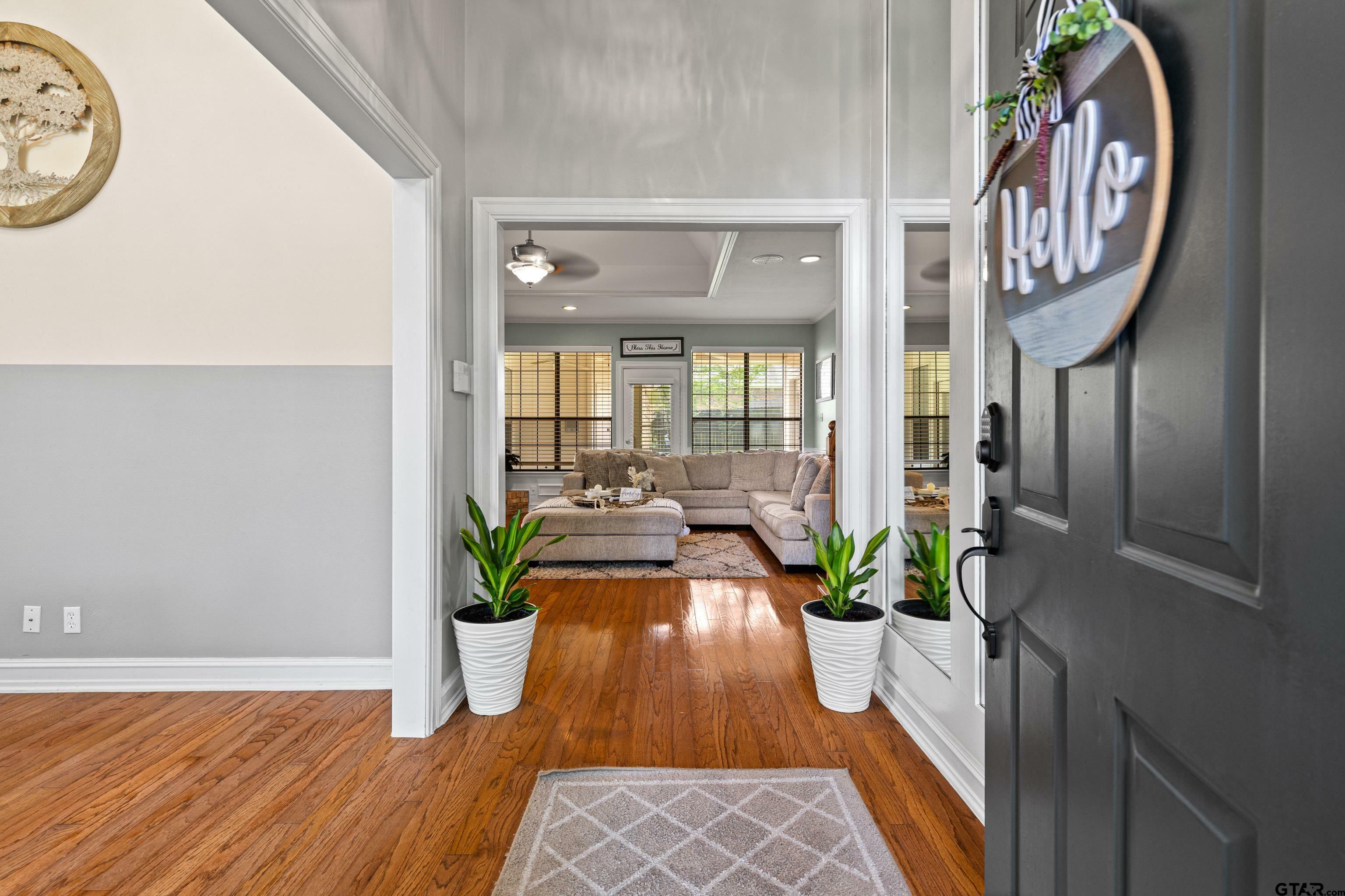 Property Photo: 1202 Heather Ln TX 75604