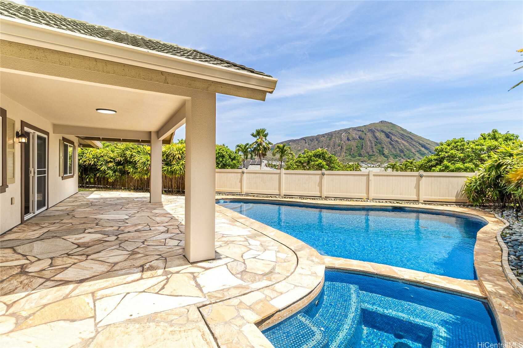 1000 Kaolo Street  Honolulu HI 96825 photo